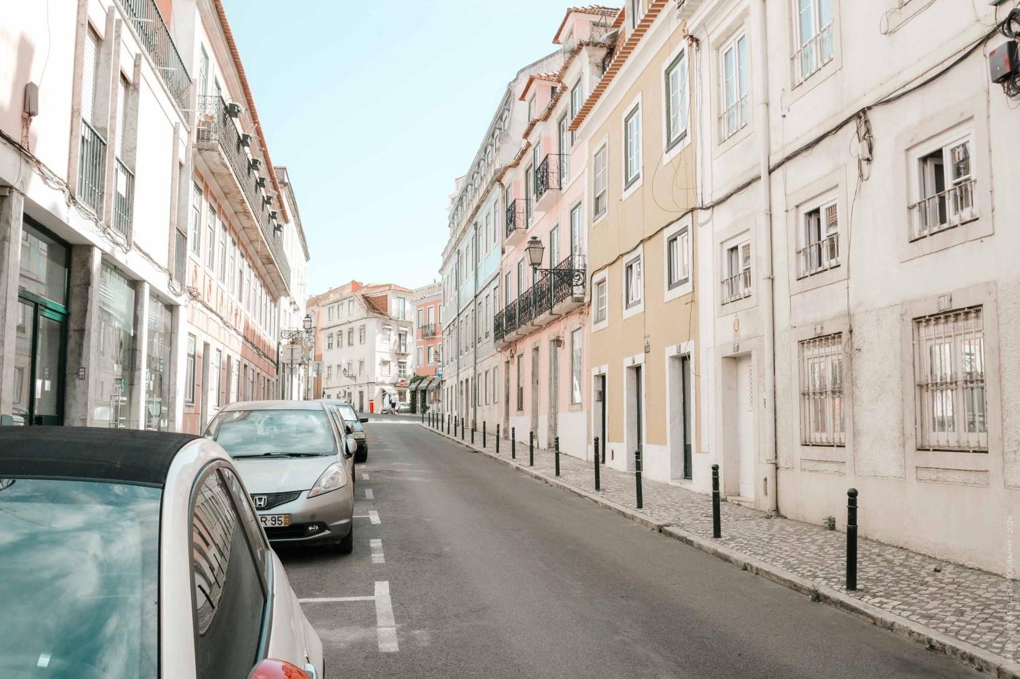Duplex With Terrace In Principe Real * Lisboa